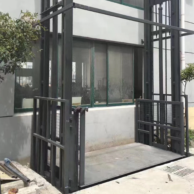富拉尔基5吨室外升降货梯